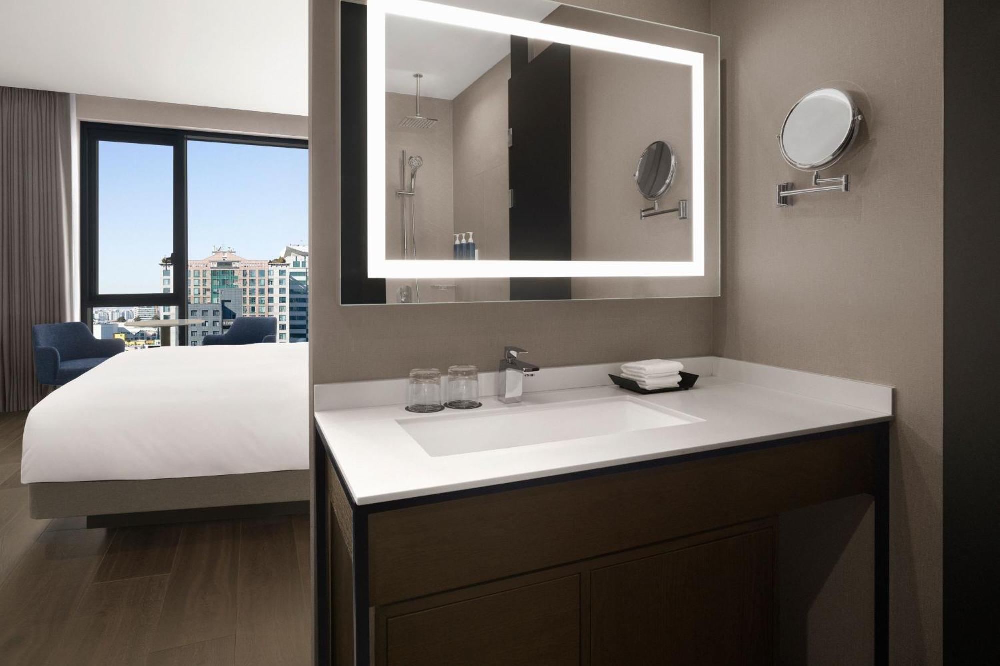 Four Points By Sheraton Suwon Eksteriør bilde